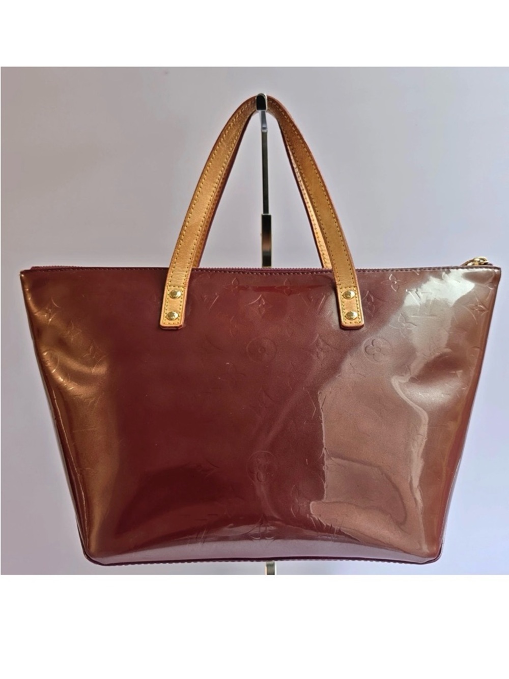 Louis Vuitton Patent Vernis Red-Brown Tote with Tan Handles - Picture 4 of 13